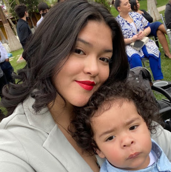 Meet your Posher, Jessica - Picture 1 of 1